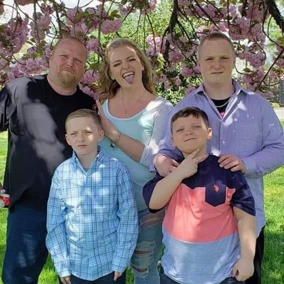 Meet your Posher, Melisa - Picture 1 of 1